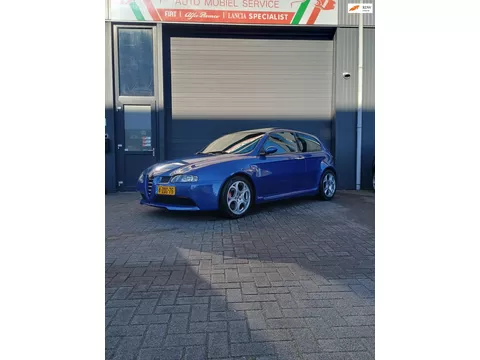 Alfa Romeo 147 3.2 V6 GTA