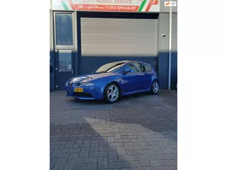Alfa Romeo 147 3.2 V6 GTA