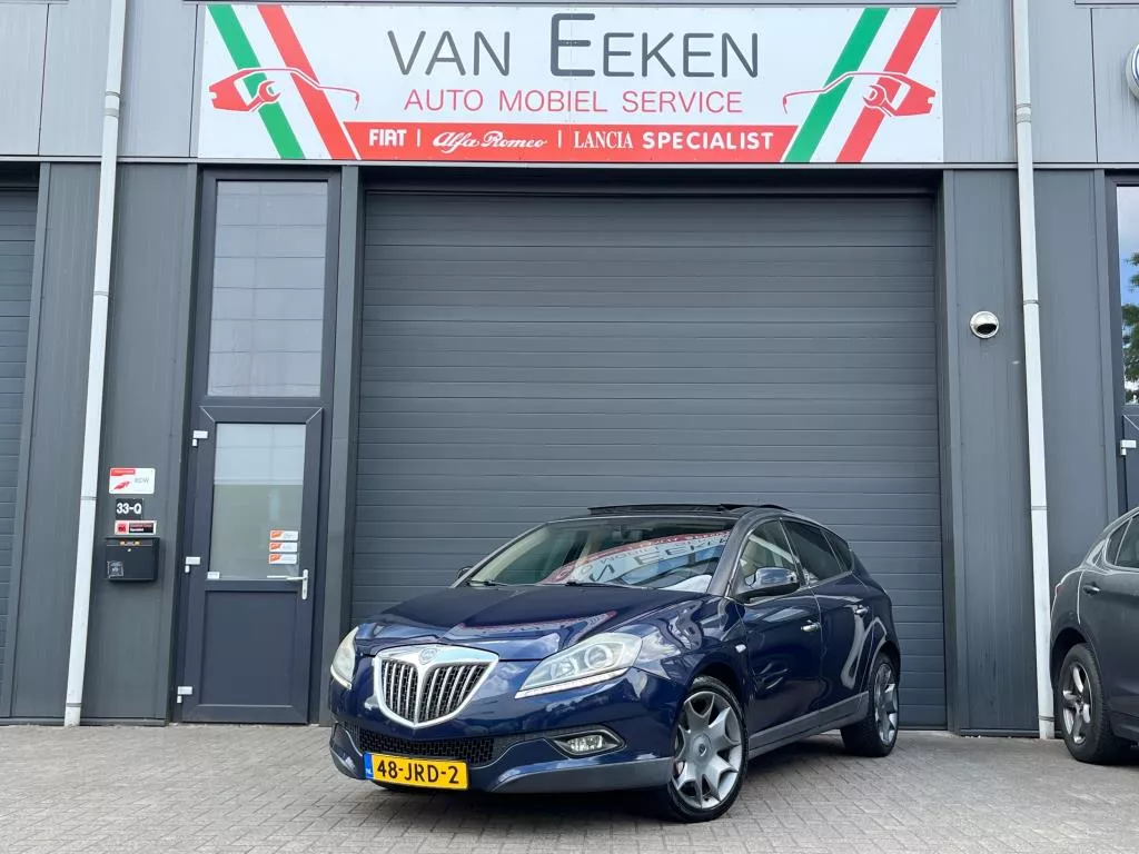 Lancia Delta 1.8-16V Di Turbo 200 PK Gold Clima/NAP/Cruise/Leer/Panodak